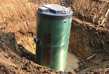 湖北武漢一體化預制泵站安裝現場